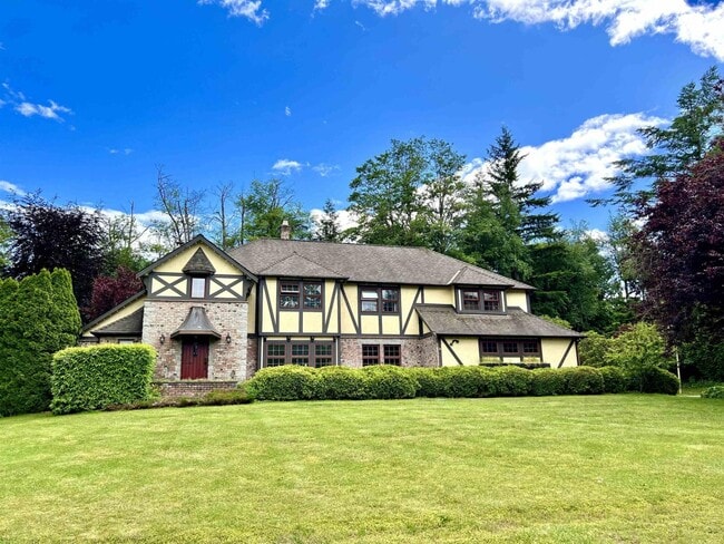 Photo - 17302-17329 29 Ave