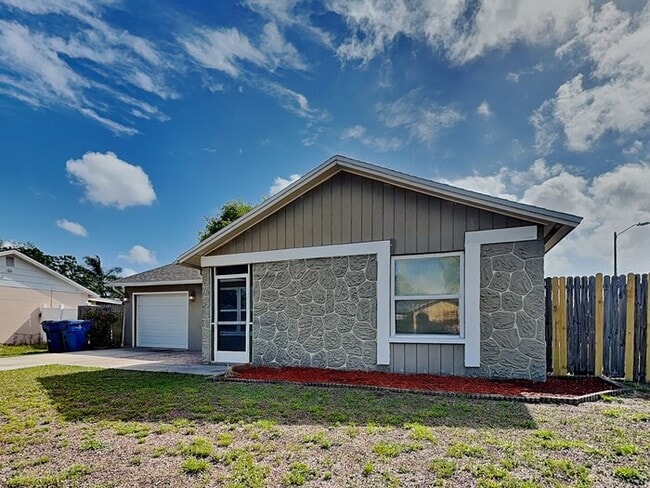 Building Photo - 3106 Vanceboro St