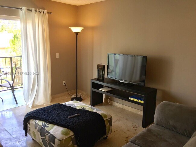 Photo - 3642 NE 171 St Unit 308