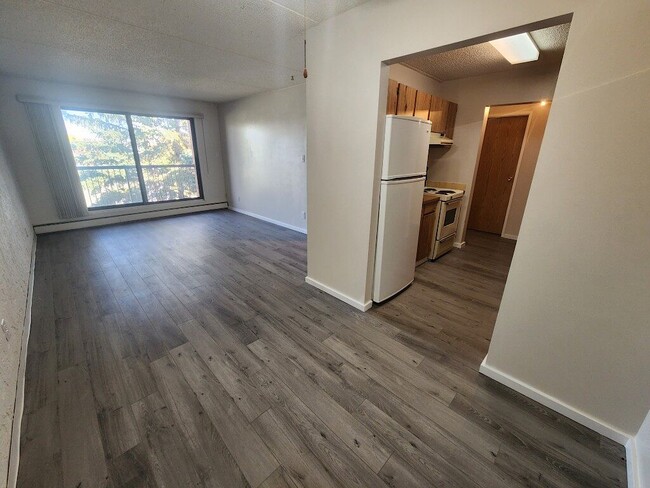 Photo - 7 Park Ln Dr Unit Apartments