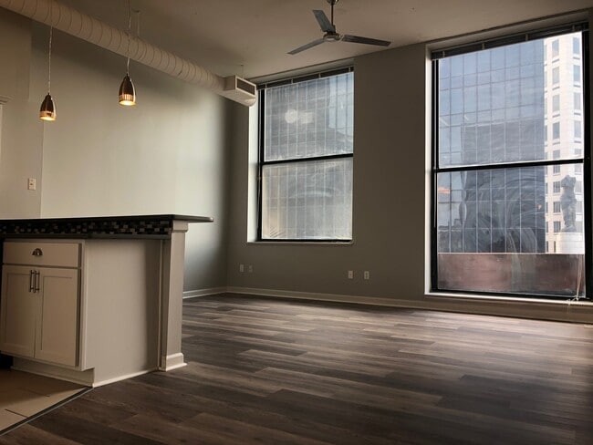 Perry Payne Apartments