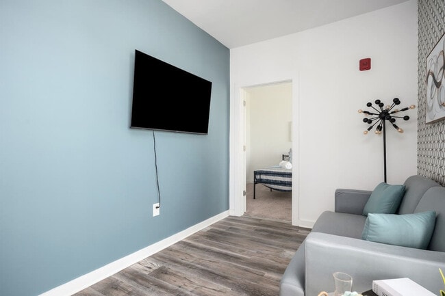 Photo - 542 Boulevard NE Unit ID1299415P