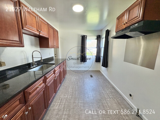 Photo - 21027 Waltham Rd