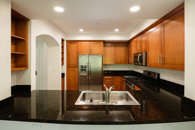 Photo - Metro Art Brentwood Luxury Living