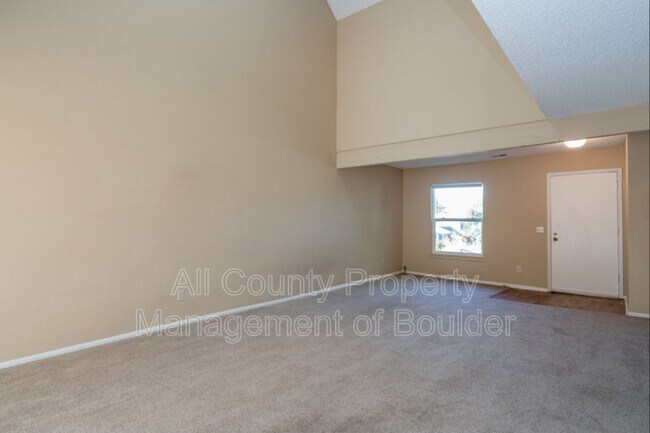 50 Benthaven Pl