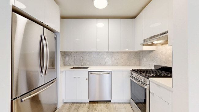 Building Photo - 936 Hayes St Unit 29