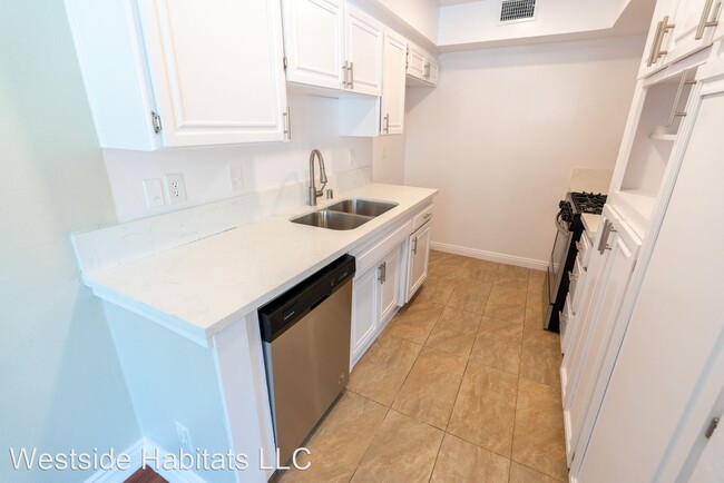 4648 Fulton- fully renovated unit in Sherm... - 4648 Fulton- fully renovated unit in Sherm... Apartments