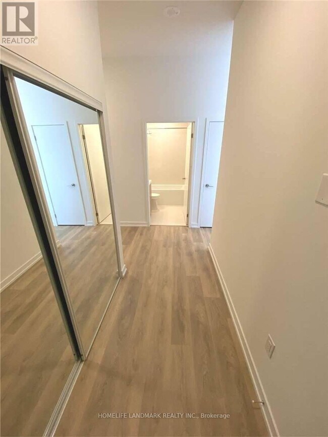 Photo - 225 Sumach St Unit 2912