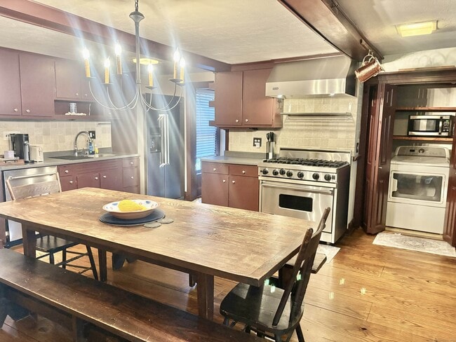 Photo - 417 Washington St