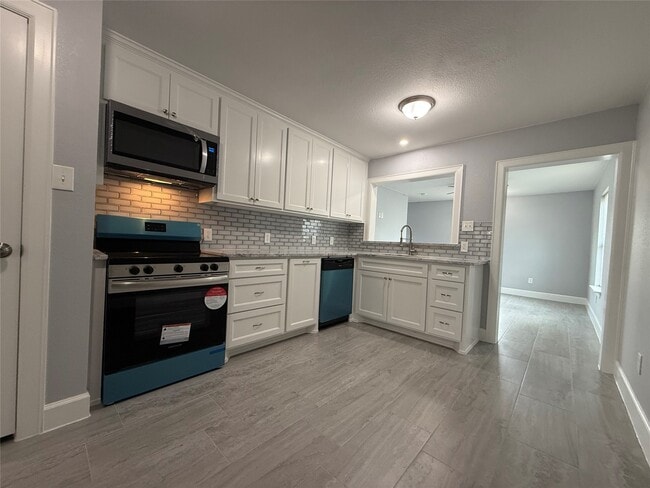 Photo - 1146 Majestic St