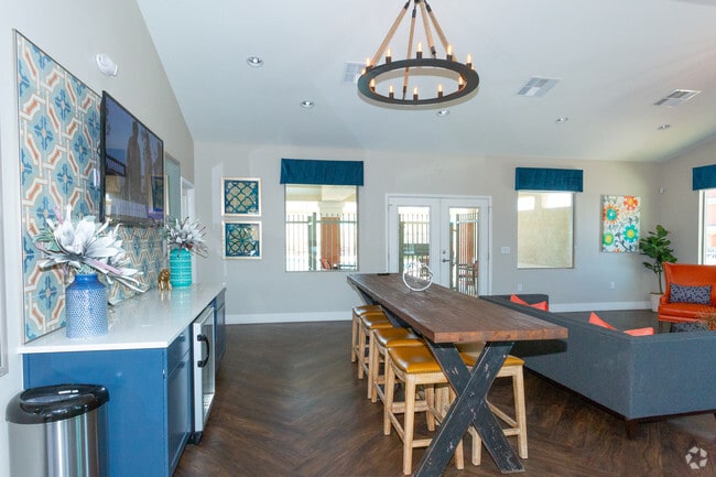 Clubhouse - Sunrise at Tropicana