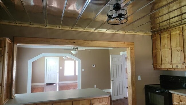 Photo - 1960 Ceasarville Rd