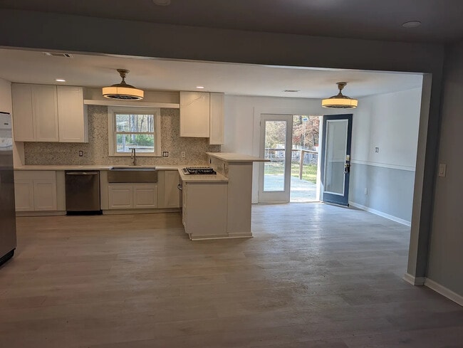 Photo - Room in Duplex on Union Rd SW