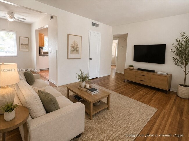 Building Photo - 7734 SW 55th Ave Unit B
