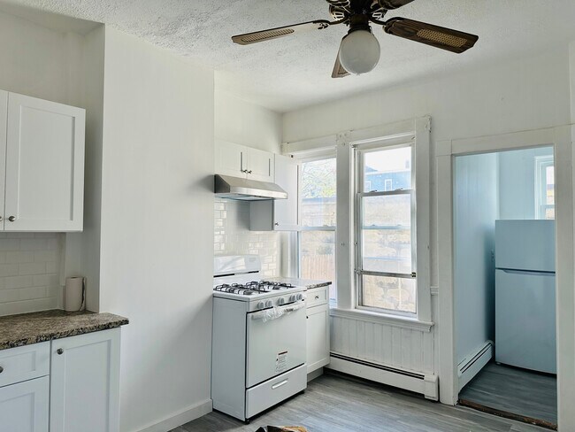 Photo - 38 Jefferson St Apartments Unit 1
