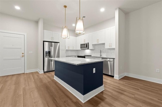 Photo - 2648 Sandy Plains Rd Unit 218