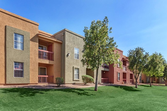 San Giovanni Apartments