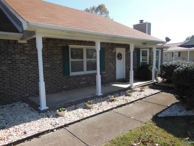 Photo - 549 Wade Rd