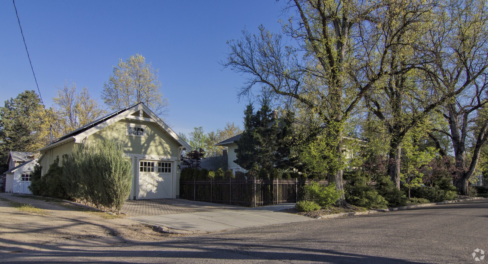 Photo - Welch House Apartments