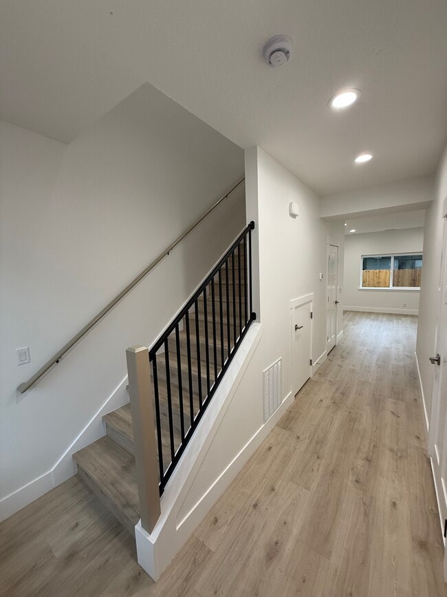 Photo - 3127 N Fruitland Ln