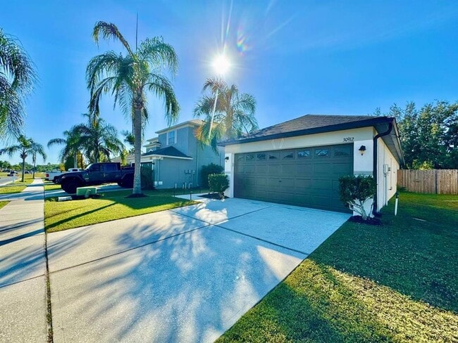 Photo - 30912 Bridgegate Dr