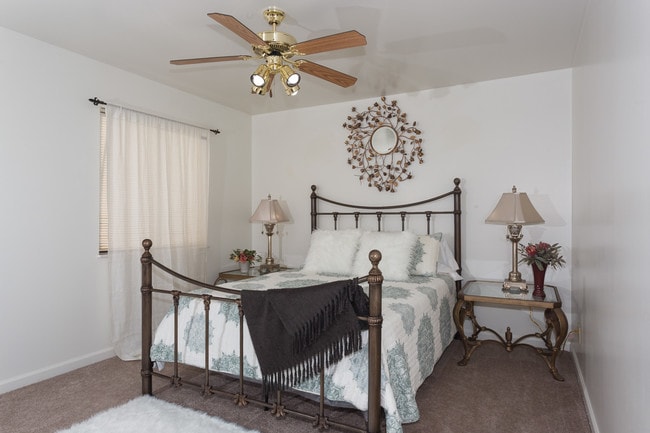 Ridgedale Townhomes