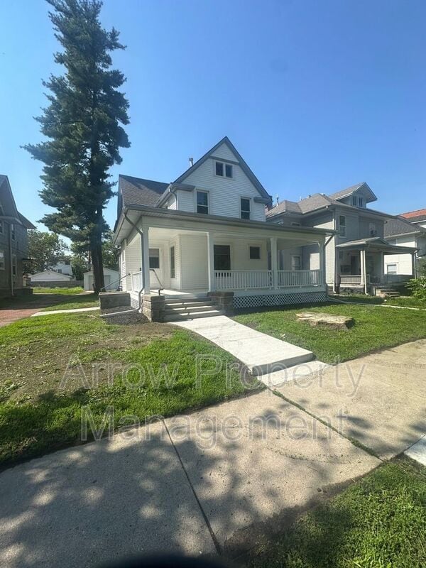 Building Photo - 1429 E Street Unit 1429