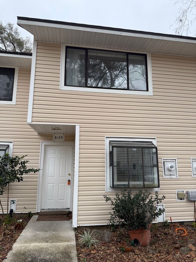 2 bedroom/1.5 bath townhouse in Shell Rock... - 2 bedroom/1.5 bath townhouse in Shell Rock...