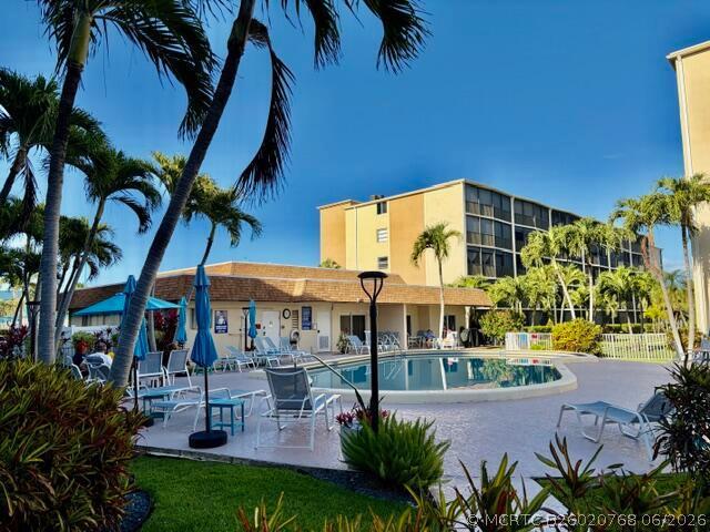 720 E Ocean Ave Unit 501