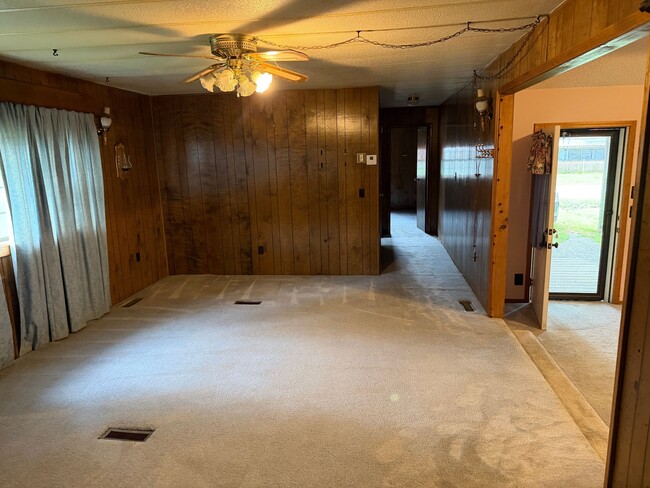 Photo - 2026 Birch Ave
