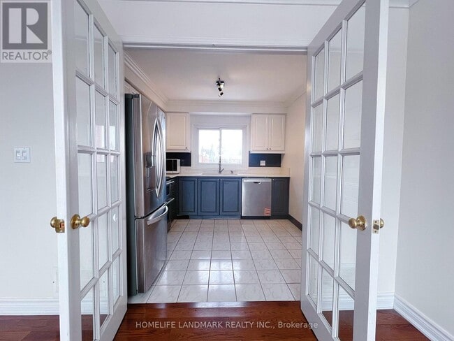 Photo - 1550 Reeves Gate