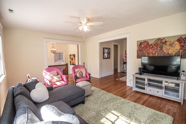 Photo - 1204 Columbia St Unidad 1204