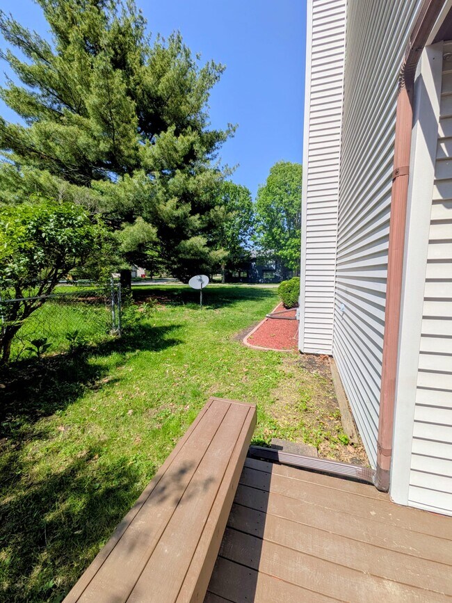 Photo - 515 Clearwater Dr