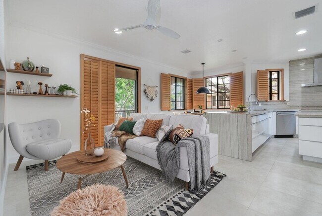 Photo - 2604 Center Ct Dr