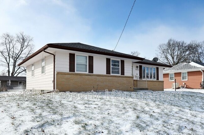 Photo - 3300 Bel Aire Rd