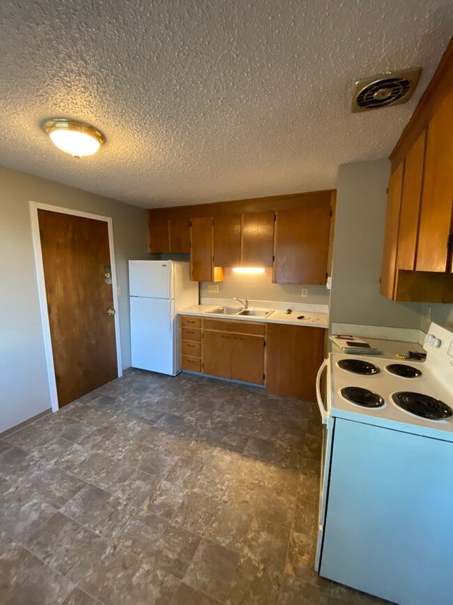 Photo - YAK017 Unidad 1005B