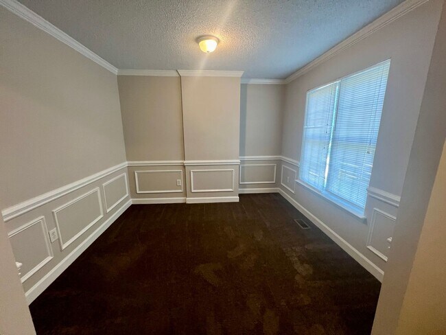 Photo - 824 Northwood Dr