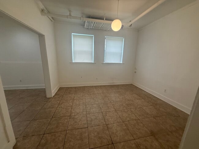 Photo - 3258 Maple Ave Unit BH
