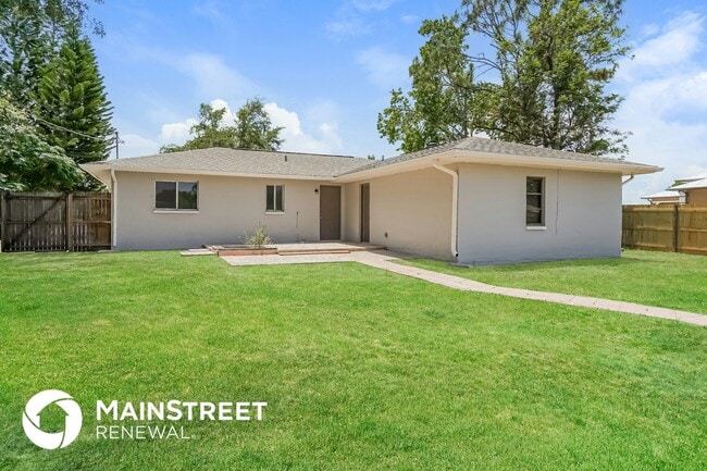 Photo - 13214 First St