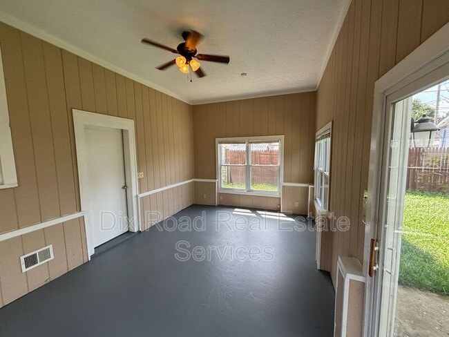 Photo - 708 Webster Ave