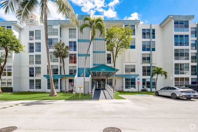 Building Photo - 17620 Atlantic Blvd Unit 315 Rental