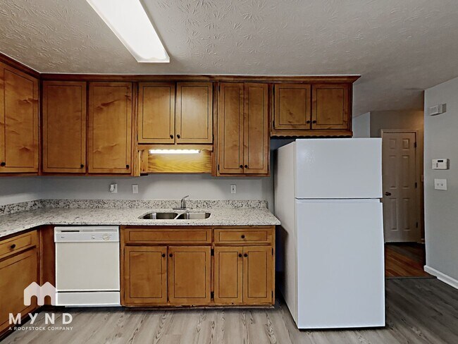 Photo - 10125 Village Dr NW