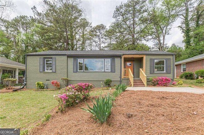 Photo - 525 Rosemont Dr
