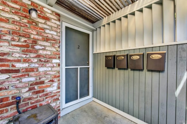 Photo - Adorable 2 bed 1 bath unit located in a 4 Plex close to Downtown Vacaville!!
