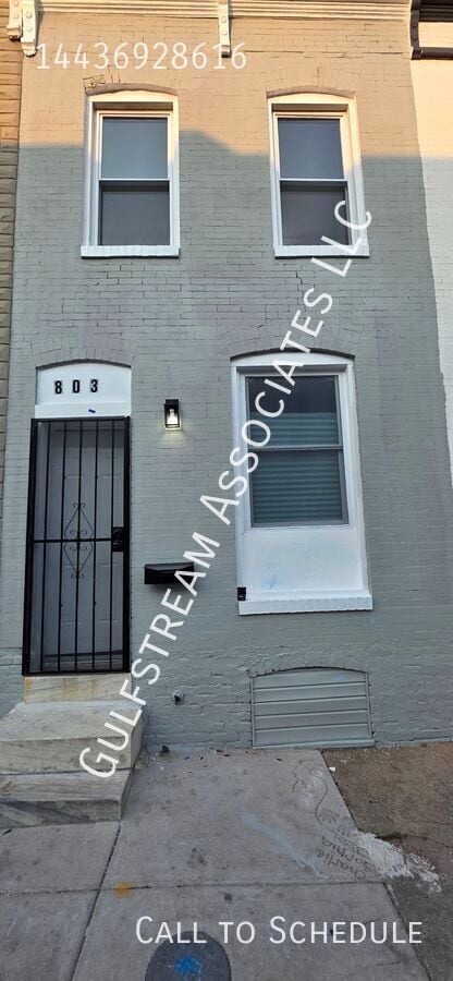 Photo - 803 N Port St Townhome
