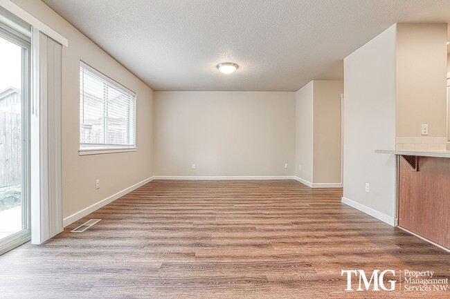 Photo - 3 Bedroom/2.5 Bath With Fenced Backyard, W/D Included, and AC!