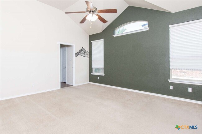 Photo - 3302 Vineyard Trail