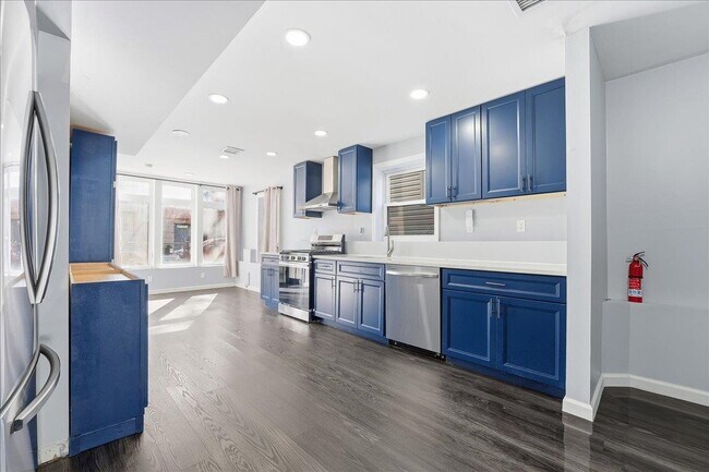 Photo - 225 Freeman Ave Unidad 1