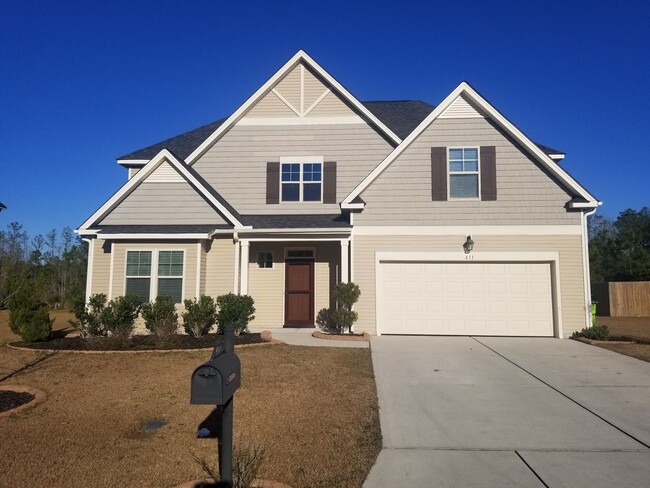 Building Photo - Large 4 Bedroom Home in Towne Pointe! Showings Coming Soon!!!