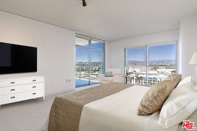 Photo - 13650 Marina Pointe Dr Unit 1108